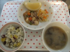 １９日給食_R