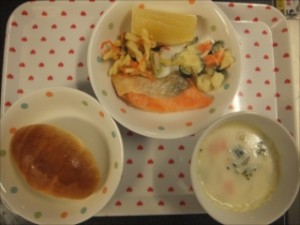 １９日給食_R