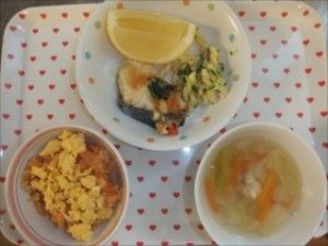 ３月４日給食_R