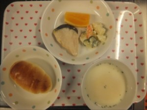 ３日給食_R