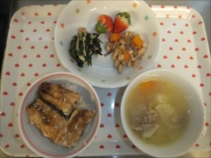 ３日給食_R