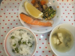 ２５日給食_R